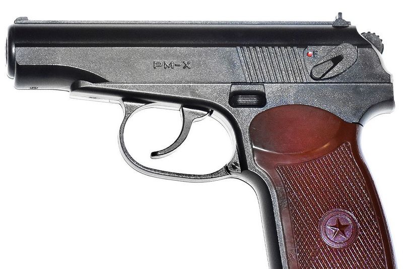 «Девочка стреляла из пистолета, очень похожего на боевой»