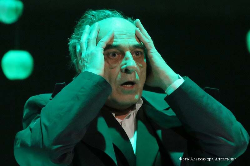 Не плакать, не смеяться — понимать…