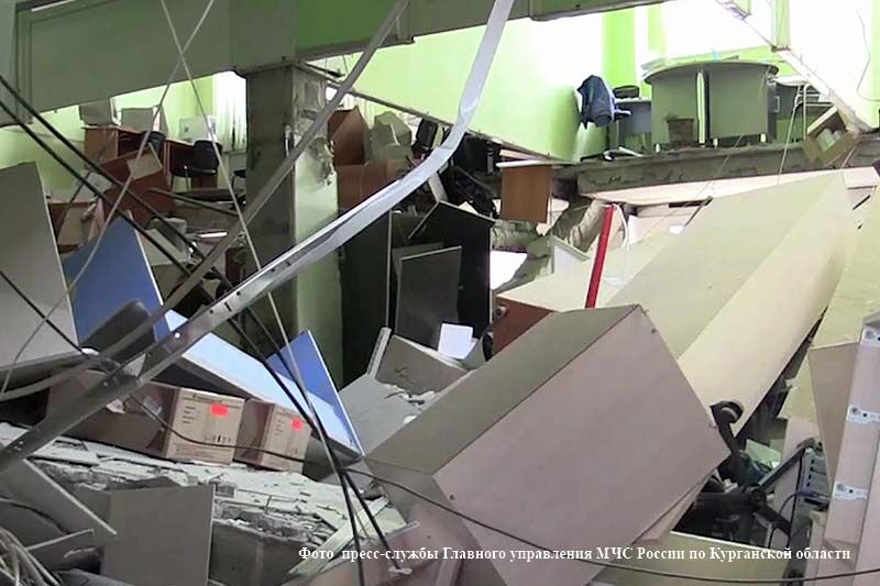 МЧС по Курганской области опубликовало видео с места обрушения в магазине «Магнит»