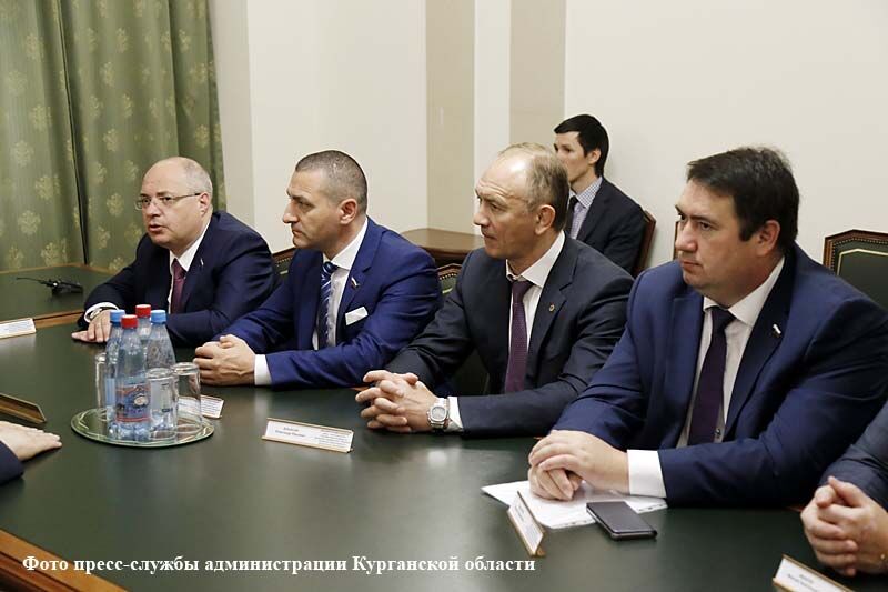 Депутаты предлагают поддержать благотворителей