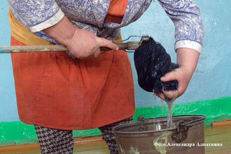 Жительницу Зауралья наказали обязательными работами за продажу алкоголя ребенку