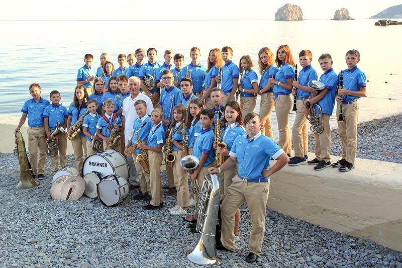 Курганские флейты запели в «Артеке»