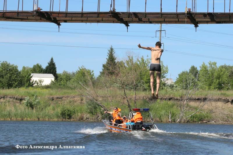 Курганцам напоминают правила безопасности на воде