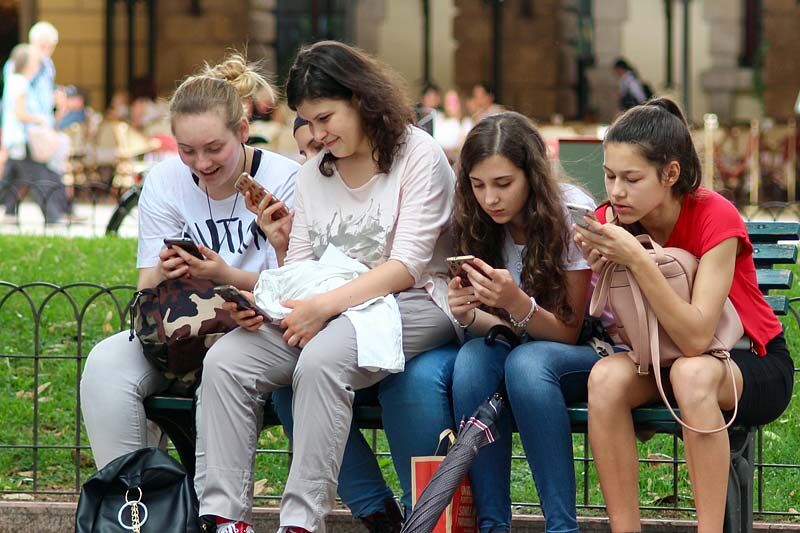 Тело гаджета боится