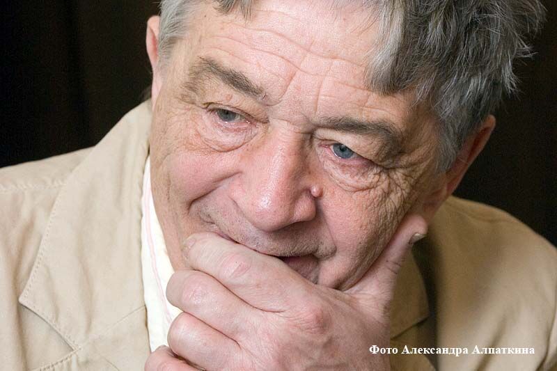 В Курганском парке почитают вслух сказки Эдуарда Успенского