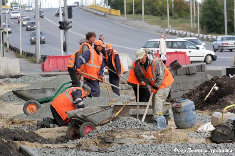 Отключение воды для врезки водопровода на перекрестке Гоголя — Бурова-Петрова