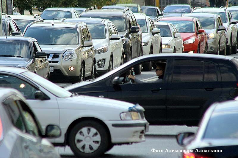 В Курганской области снизят транспортный налог и введут дополнительные льготы для автомобилистов