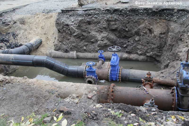 В Кургане устранена авария, из-за которой в городе распространился запах канализации