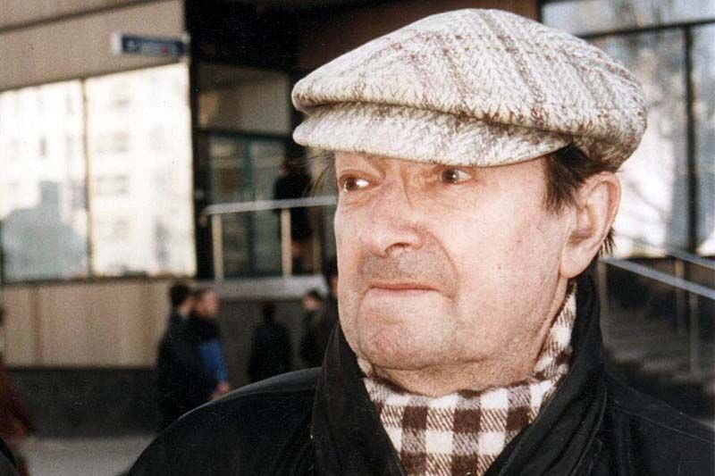 «Так славно кормить голубей!..»