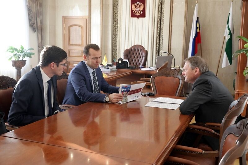 Врио губернатора Зауралья встретился с российским бизнес-омбудсменом
