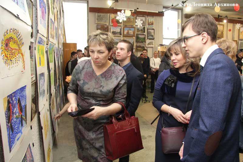 В Кургане открылась первая выставка-ярмарка «Мастерской простодушных людей»