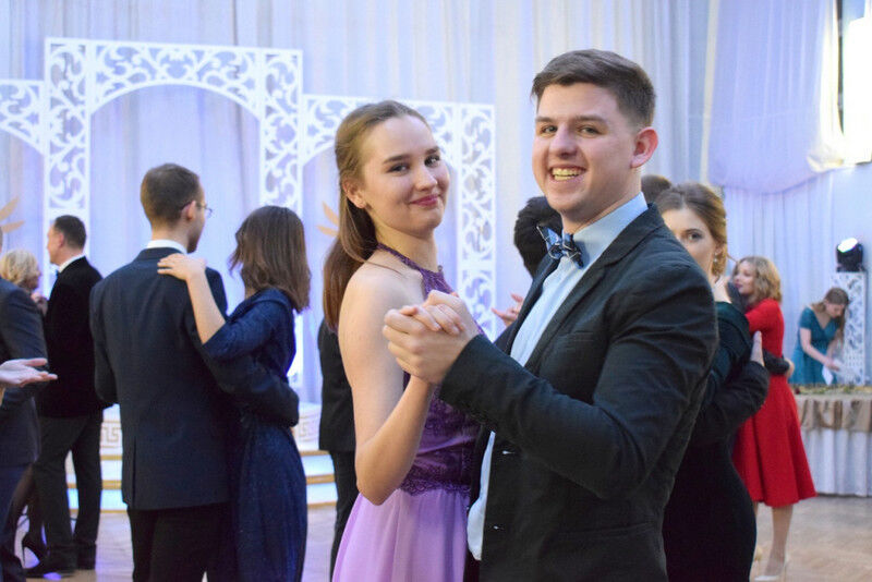 В Курганском госуниверситете лучшим студентам вручили премию «Золотая олива»