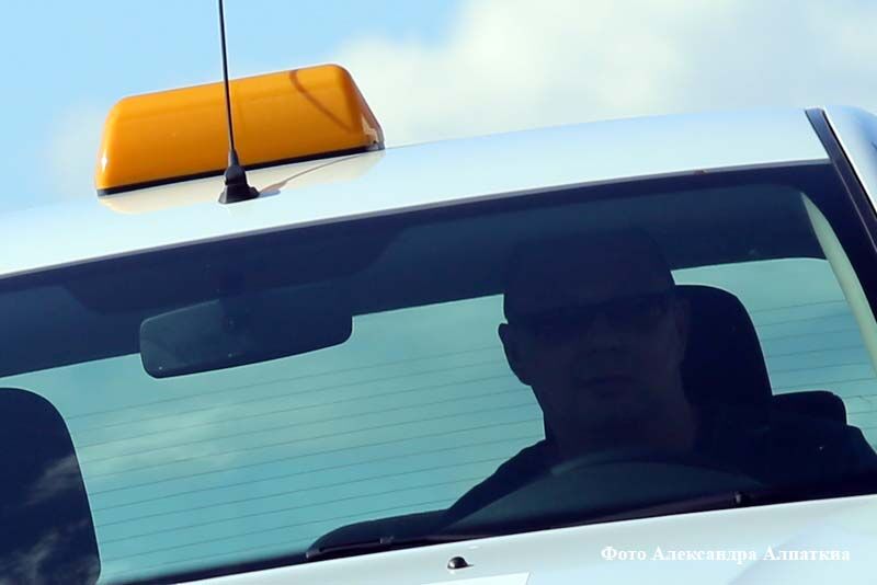 В Кургане таксист спас пенсионерку и 120 тысяч рублей от мошенников