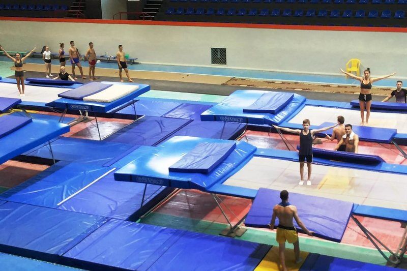 Курганцы завоевали 11 медалей на зональных турнирах по прыжкам на батуте