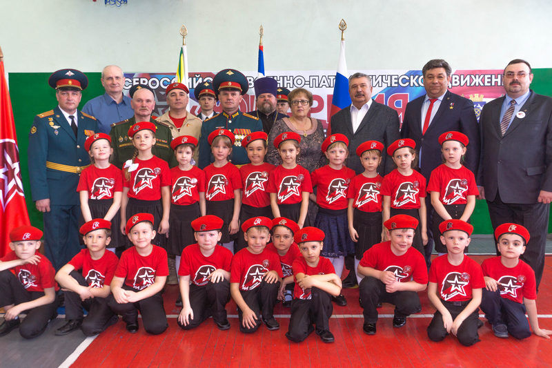 Военнослужащие объекта «Щучье» дают уроки мужества школьникам