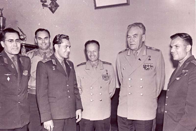 Рядом с космонавтами всегда был военный журналист Фёдор Лушников