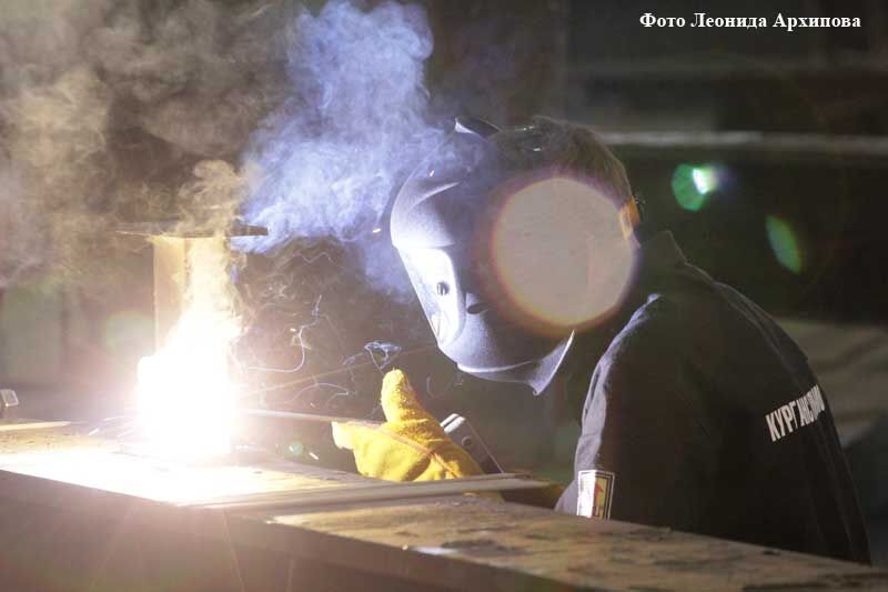 В Кургане продолжается прием заявок на премию главы города для трудящейся молодежи