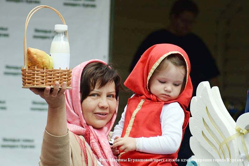 В Кургане на «Парад детства» пришли пираты, Красная шапочка и супер-герои