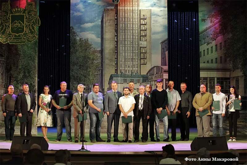 Курганцы отметили День строителя