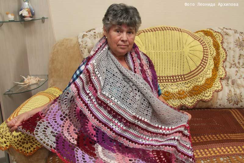 Курганская мастерица преодолела недуг с помощью вязания