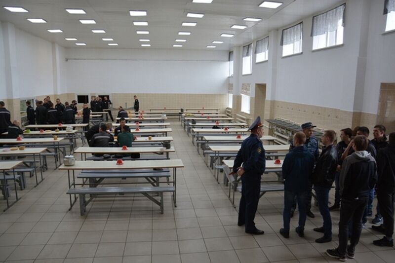 В Кургане родителей несовершеннолетних осужденных пригласили к психологу