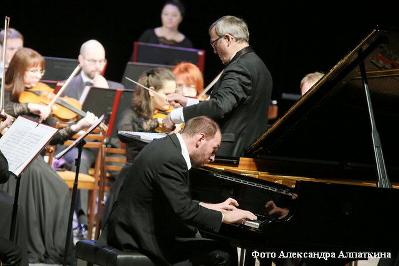 В Курганской филармонии выступит знаменитый пианист ХХI века Андрей Коробейников