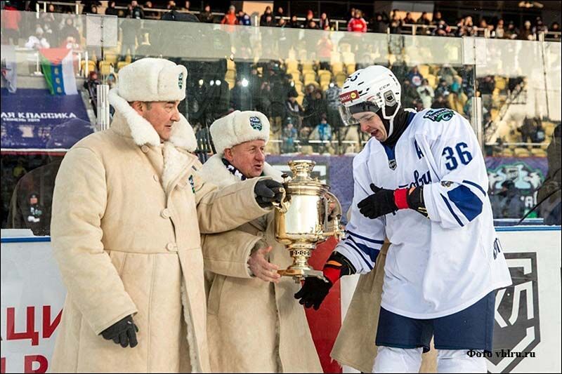 Хоккеисты «Зауралья» обыграли тюменский «Рубин»