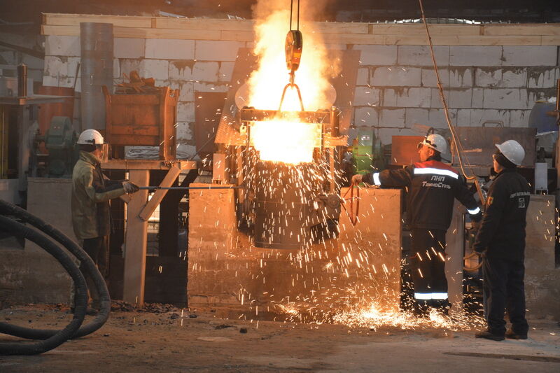 Исправляют трудом