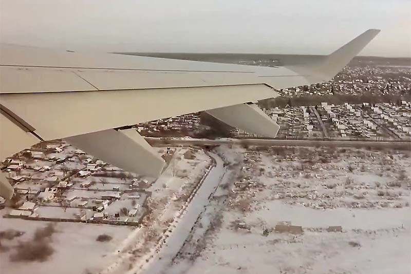 Курганцам объяснили, что за самолет несколько дней кружил над городом