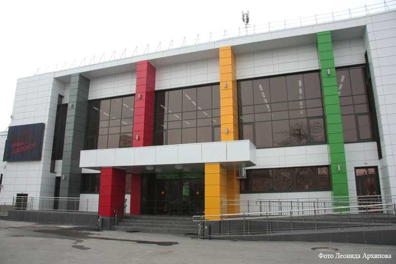 В Кургане отремонтировали Детско-юношескую спортивную школу № 3 на улице Невежина