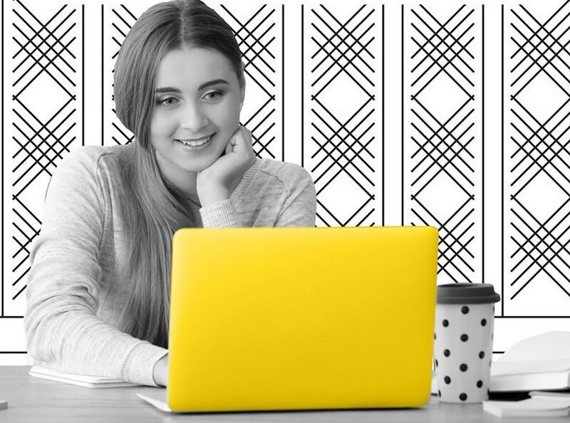 Как приобрести SIM-карту с технологией саморегистрации, смартфон и все необходимые аксессуары, не выходя из дома?