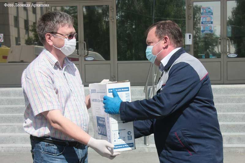 Курганский автобусный завод передал врачам аппараты ИВЛ