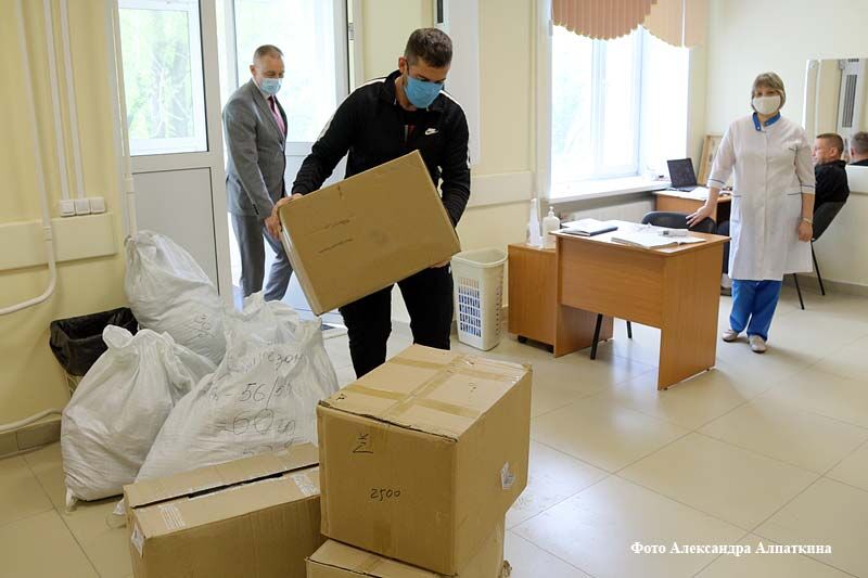 Курганская больница для пациентов с коронавирусом получила средства защиты на полмиллиона рублей