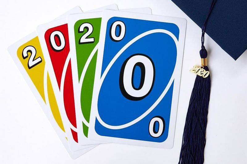 Топ-5 настольных игр для пенсионеров