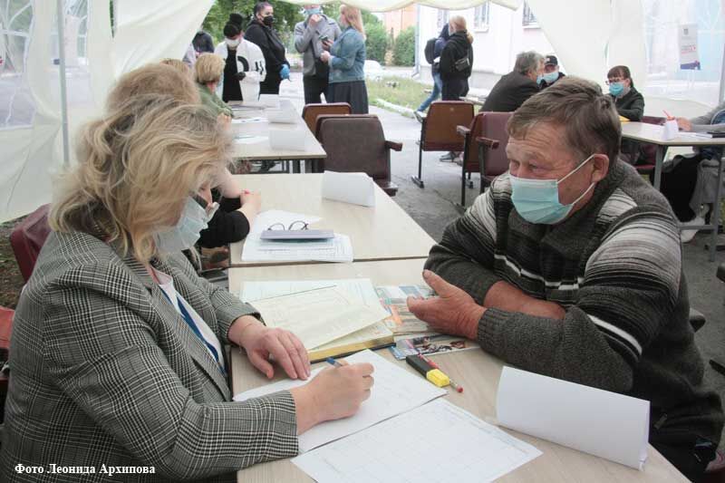 В Кургане чиновники идут к людям