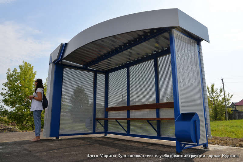 В Кургане появляются новые остановочные павильоны, в том числе «умные»