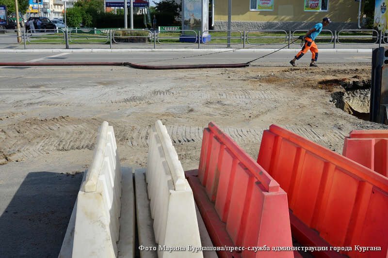 В Кургане синхронизируют ремонт коммунальных сетей и дорог