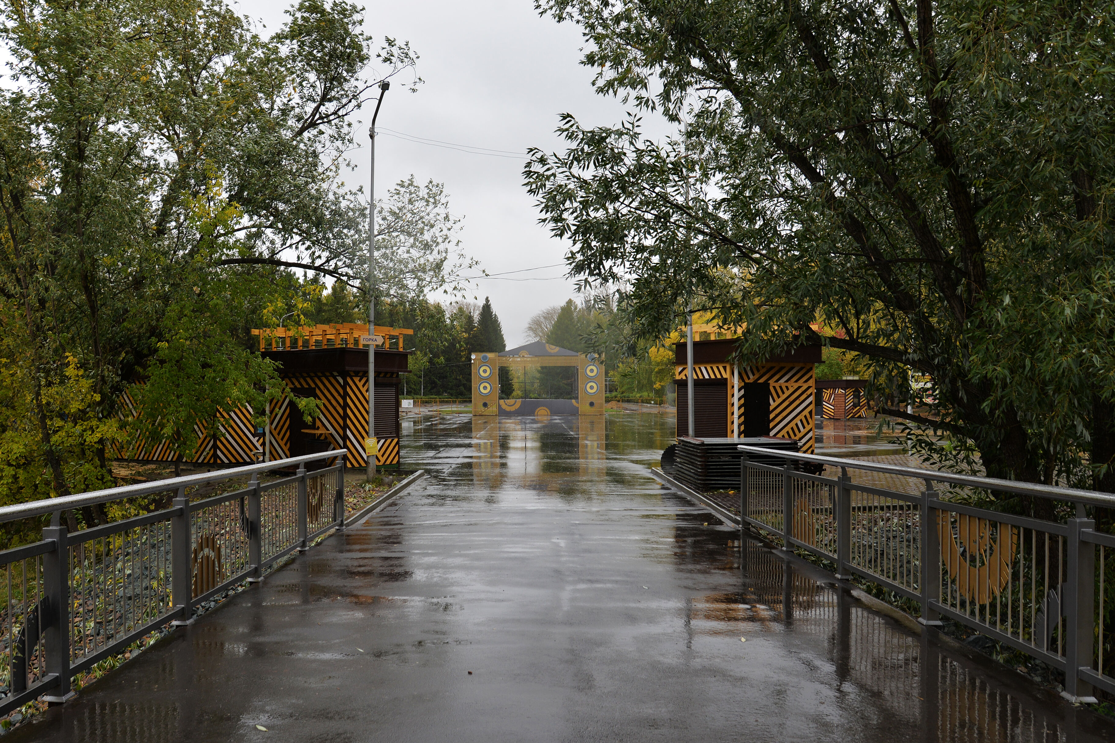 Глава города Кургана Андрей Потапов оценил, как идет благоустройство ЦПКиО