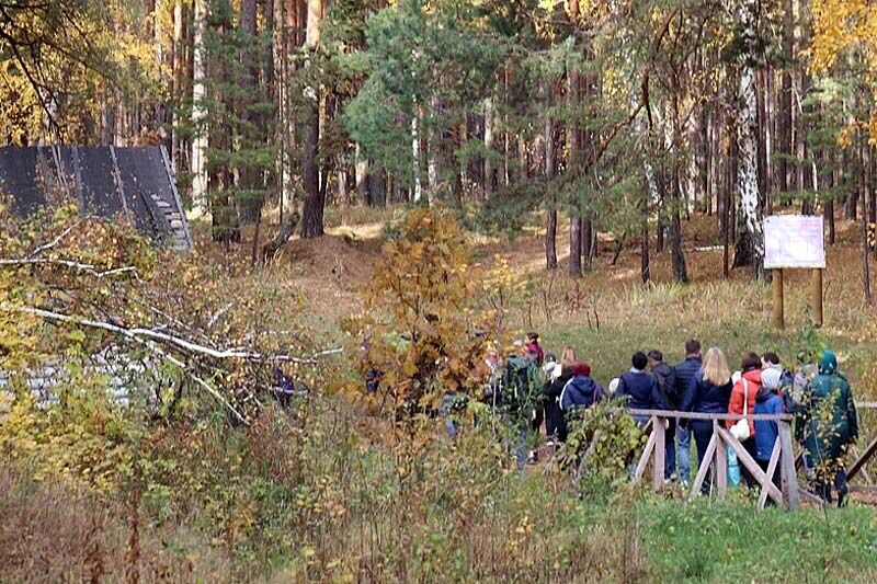 «Планета» шагает по экотропе