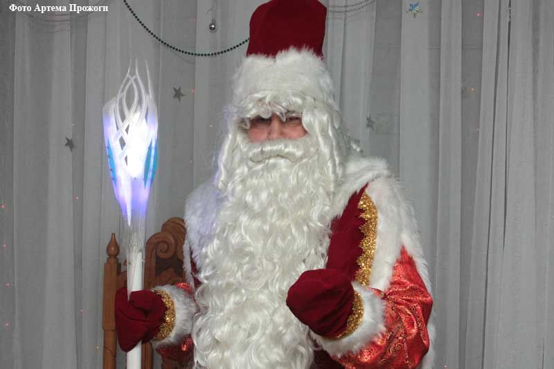 С 15 декабря разрешены новогодние мероприятий в школах и детсадах