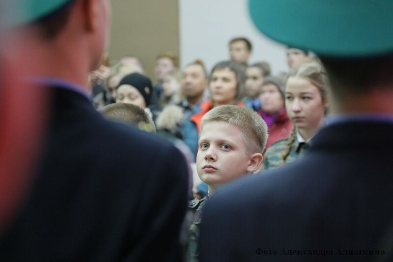 Как воспитать мальчика настоящим мужчиной?