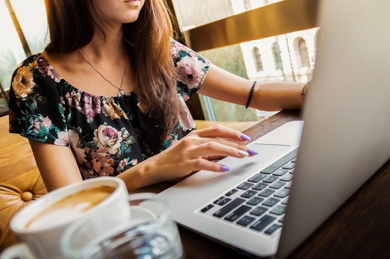 В УрФО начался прием заявок на образовательную программу «Женщина-лидер»