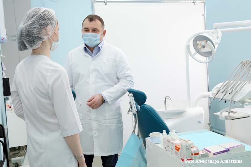 Они работают, чтобы мы улыбались