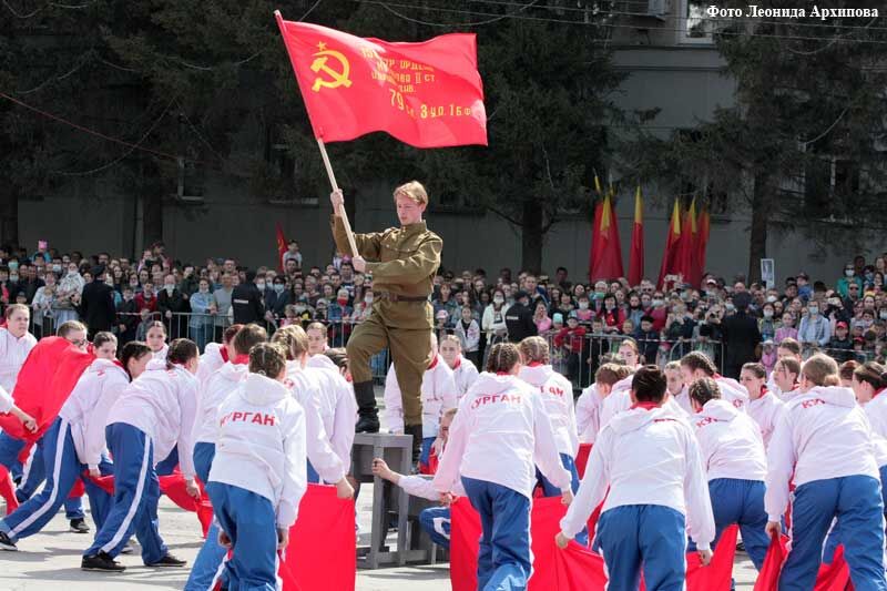 В Кургане состоялся парад, посвященный 76-летию Победы в Великой Отечественной войне