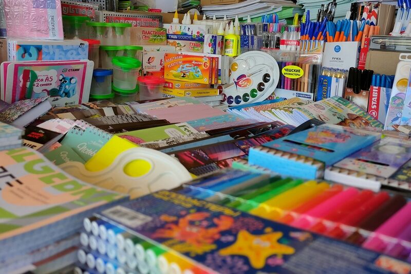 Курганцы могут сдать макулатуру и помочь семьям собрать ребенка в школу