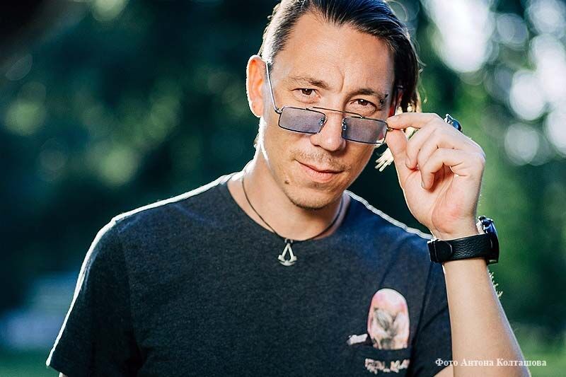 Здравствуйте, я ваша папа!