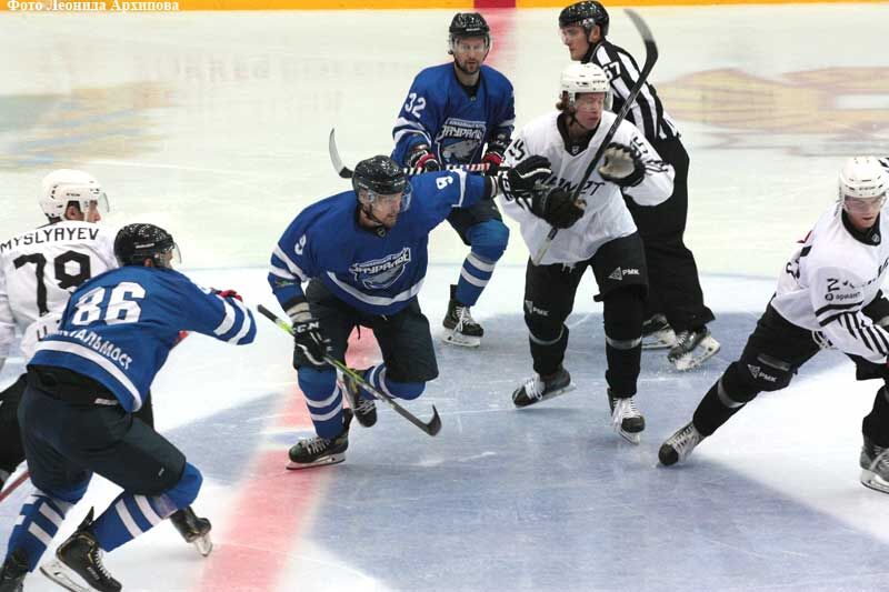 Зауральцы выиграли в стартовом матче мемориала Николая Парышева 5:0