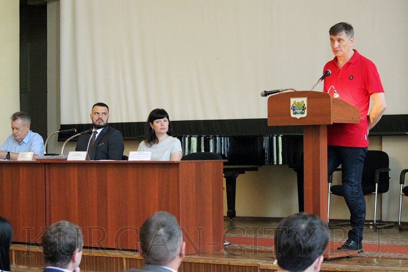 В Кургане 897 из 1580 многоквартирных домов готовы к зиме