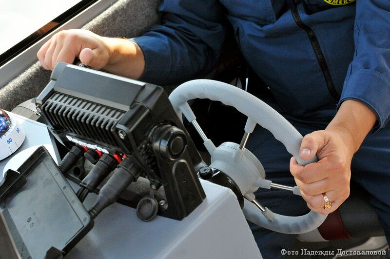 Полицейские Зауралья начали патрулировать реки и озера на катере