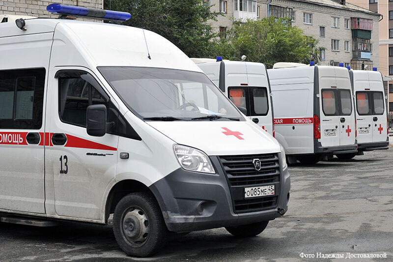 Фельдшеры Курганской больницы скорой медицинской помощи переходят на работу в инфекционные госпитали